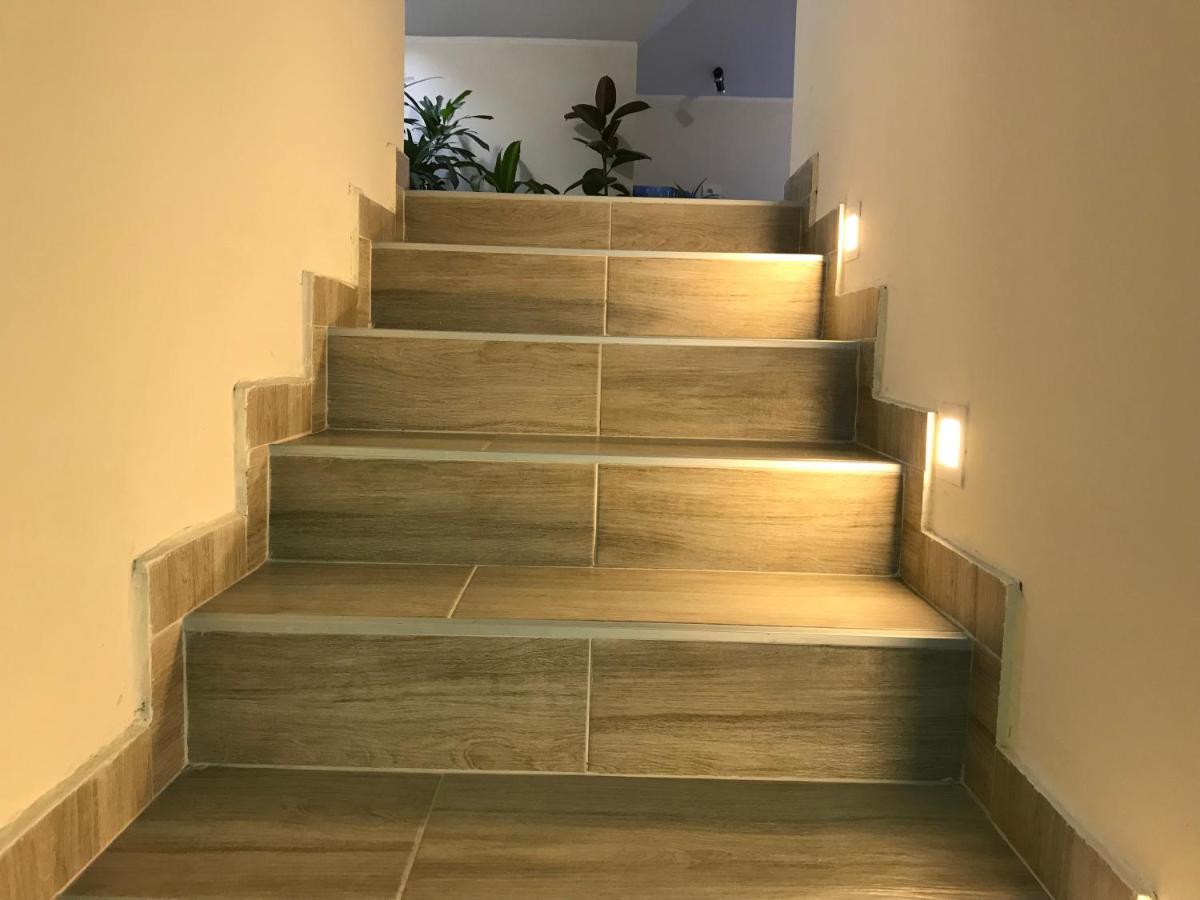 Fruskogorska Terasa Apartment โนวีซาด ภายนอก รูปภาพ